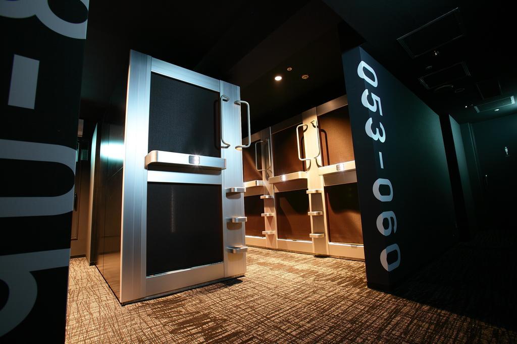 New Japan Capsule Hotel Cabana Ōsaka Zimmer foto
